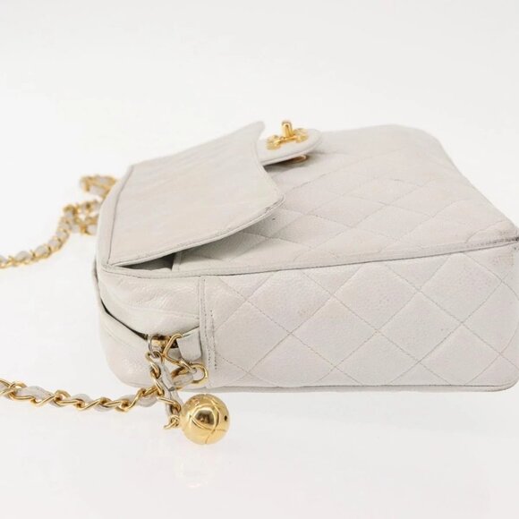 CHANEL Matelasse Chain Shoulder Bag Grained Calf Skin White Gold CC Auth 148356 - Picture 4 of 16